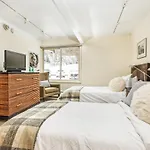 Standard 2 Bedroom - Aspen Alps #206