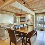 Downtown Aspen 2 Bedroom Condo