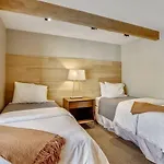 Downtown Aspen 2 Bedroom Condo