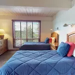 Comfortable And Convenient Ski In, Ski Out 4 Bedroom Condo In Snowmass Village