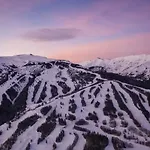 Contemporary 3 Bedroom Ski In, Ski Out Condo With Pool And Hot Tub In Snowmass Village
