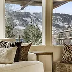 Downtown Aspen 2 Bedroom Condo Within Walking Distance To Gondola - Clairvaux