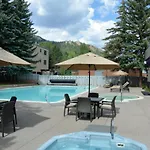 Chateau Roaring Fork Unit 35, Newly Updated Condo, 4 Blocks From Aspen Mountain