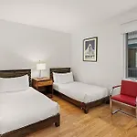 Fifth Avenue Unit 5, Modern Condo With Access To Pool & Hot Tub, Great Location!