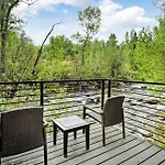 Chateau Roaring Fork 24, Remodeled Condo W River Views, Large Tvs, Fireplace, Near Gondola!