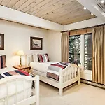 Chateau Eau Claire Unit 22, Condo Overlooking The Roaring Fork River With A Private Deck