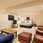 Black Swan Unit B, Great Location 2 Blocks To Downtown