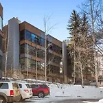 Durant Unit C2, Condo With Designer Finishes, Great Views & Location