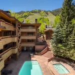 Fasching Haus Unit 13, Studio In Aspen, 2 Blocks To Gondola