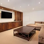 Snowmass Woodrun V 3 Bedroom Ski In, Ski Out Mountain Residence In The Heart Of Snowmass Village