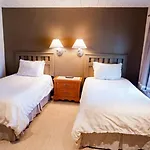 Aspen 3 Bedroom Condo At The Base Of Aspen Mountain, Next To Lift 1A