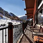 The Ritz-Carlton Club, 3 Bedroom Penthouse 4302, Ski-In & Ski-Out Resort In Aspen Highlands