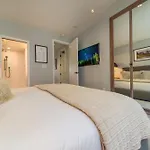 New Listing Renovated 3Br With Ac & Pool