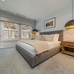 New Listing Renovated 3Br With Ac & Pool