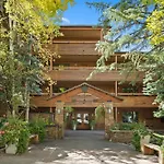 718 S, Mill St, Fasching Haus #4 Condo