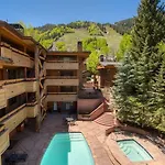 Aspen Fasching 10