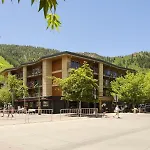 3 Bedroom Premier Vacation Rental In Heart Of Downtown Aspen - Walk To Gondola!