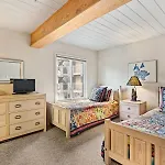Comfortable 3Br Condo In Downtown Aspen Near Lift 1A With Pool Hot Tub!