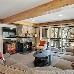 Comfortable 3Br Condo In Downtown Aspen Near Lift 1A With Pool Hot Tub!
