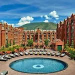 St. Regis Aspen Resort
