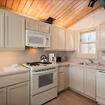 Shadow Mountain Unit 19, Charming Ski-In, Ski-Out Condo With Great Views And Pool Access