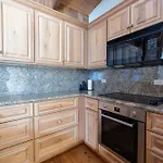 Oversized 3Br - Prime Location Ac Unobstructed Views