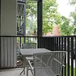 Stunning Ski In-Ski Out Condo With Pool & Hot Tub