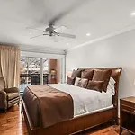 2 Bedroom Premier Vacation Rental In Downtown Aspen - Steps From Gondola!