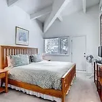 244 Eastwood Residence East End Aspen Home By Mccartney