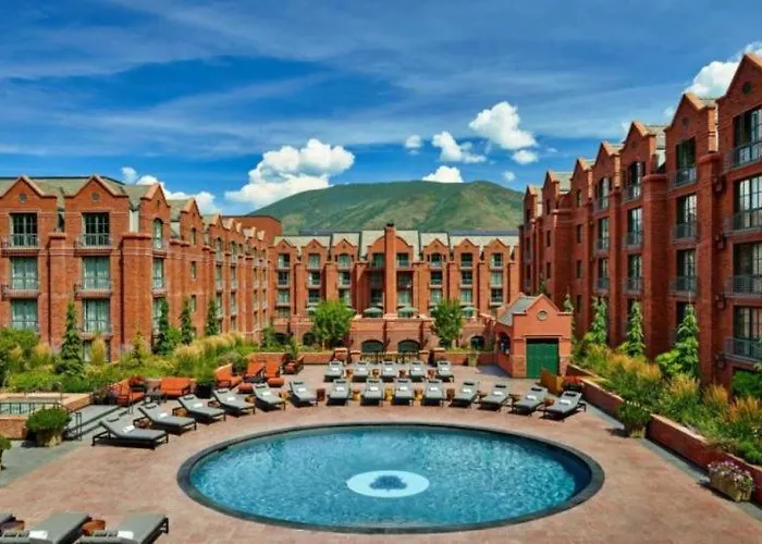 Aspen St, Regis 2 Bedroom Residence