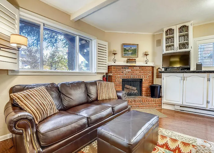 Aspen Core Condo - Steps To Slopes & Dining