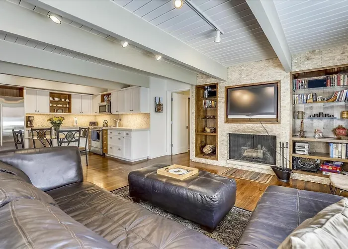 Walk Everywhere! Deluxe Aspen Condo