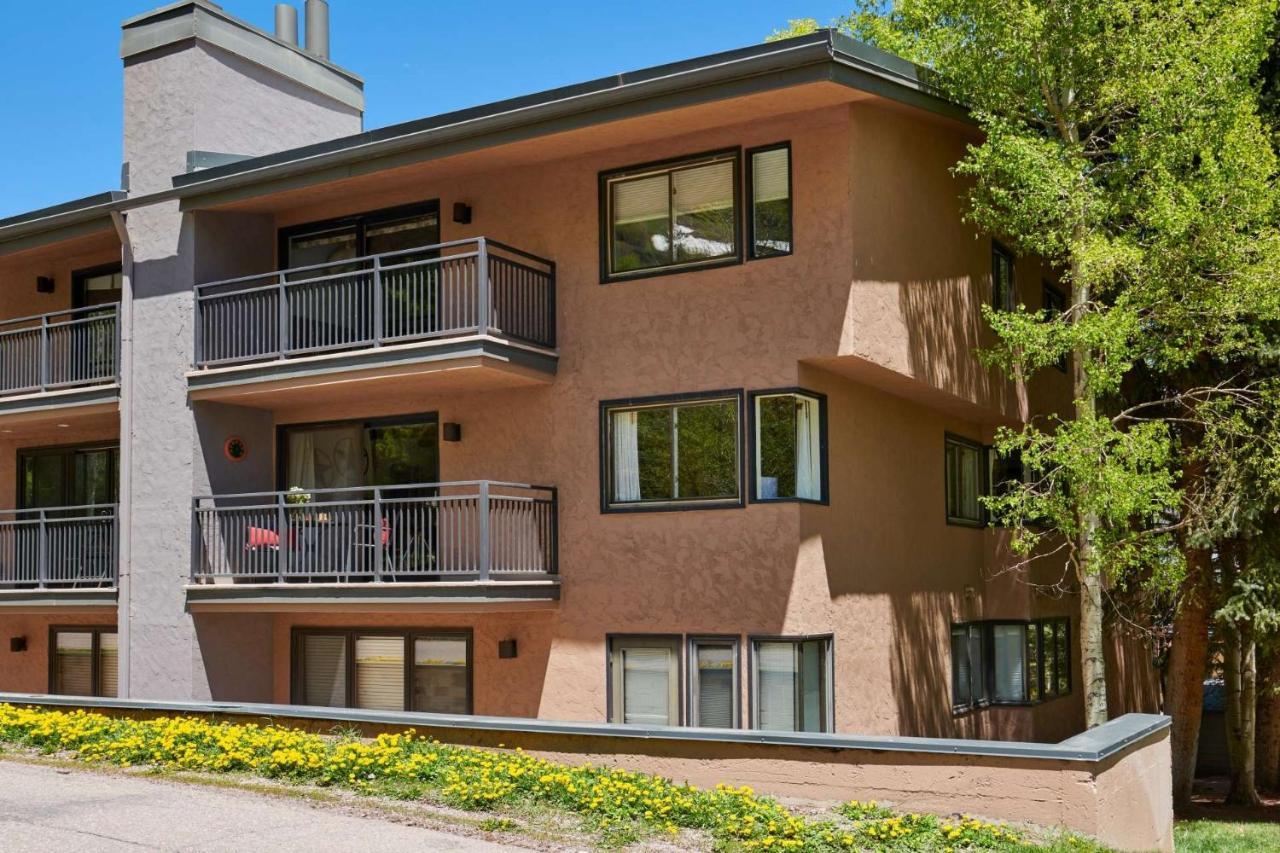 700 Monarch 201 Holiday home *