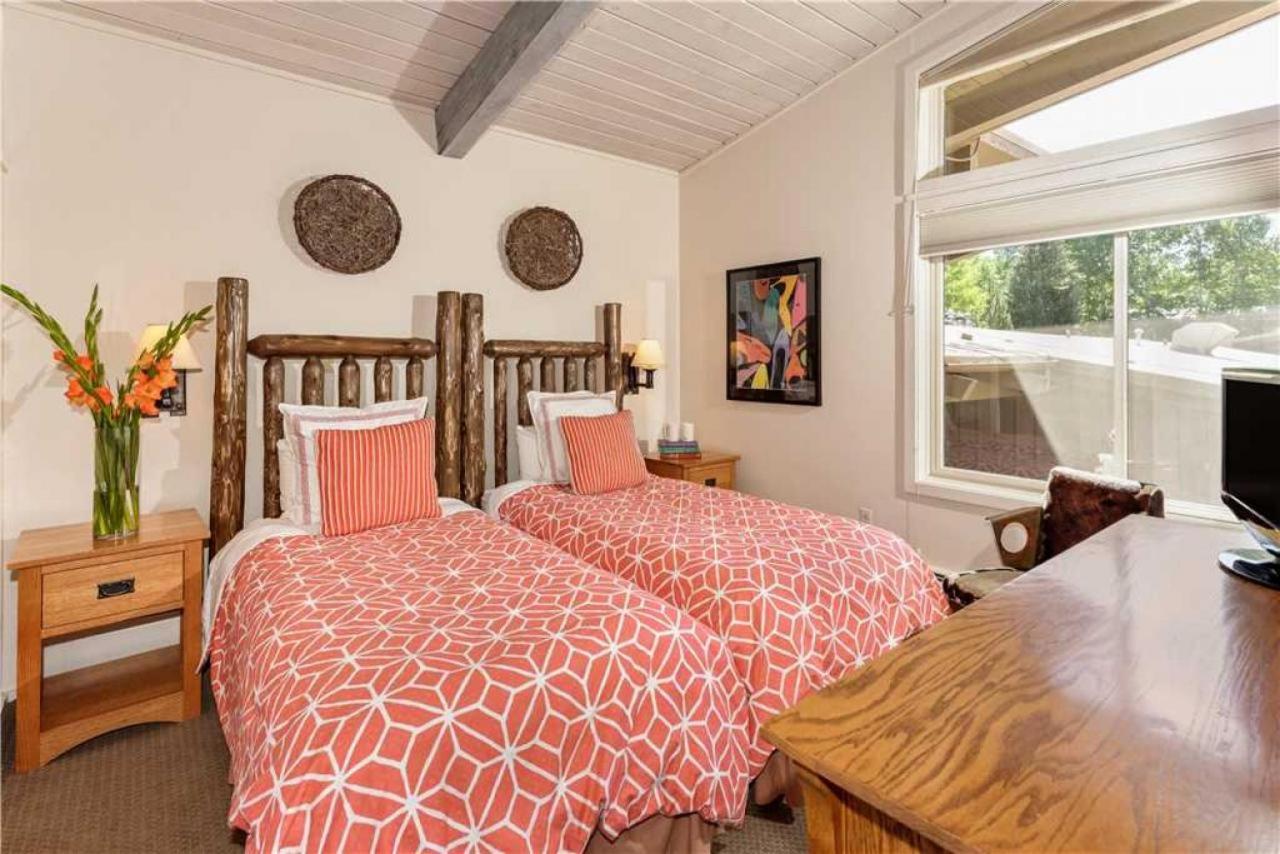 Holiday home Standard Two Bedroom Alps #210 *