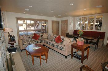 Downtown Collection By Frias Aspen