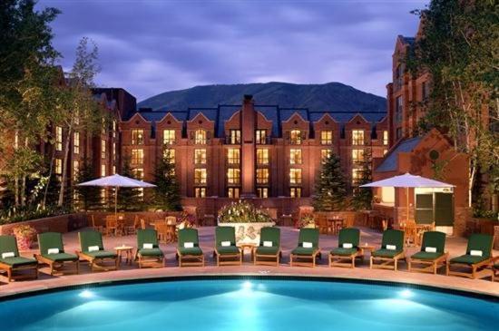 St Regis Club 3 Bedroom *