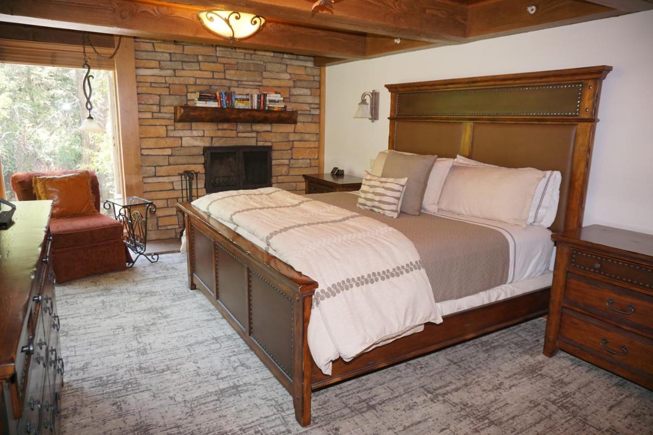 Apartment 1034 Cooper Ave E #25a