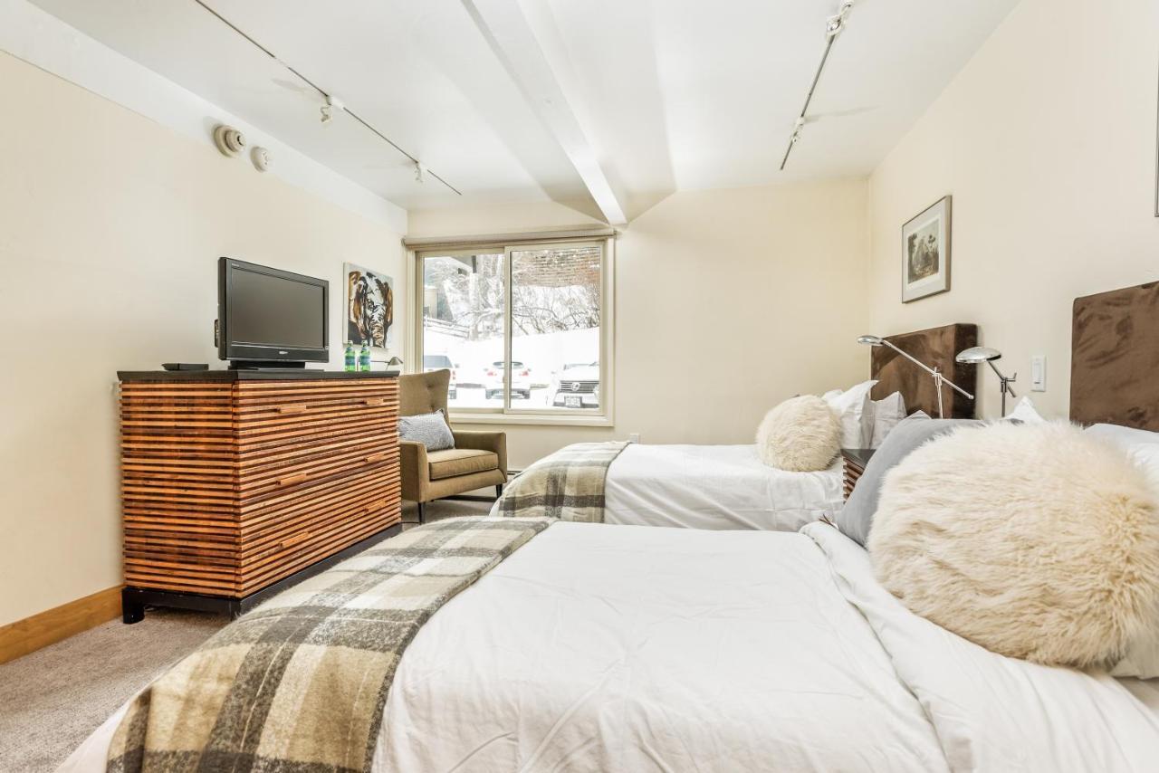 Standard 2 Bedroom - Alps #206 Holiday home Aspen
