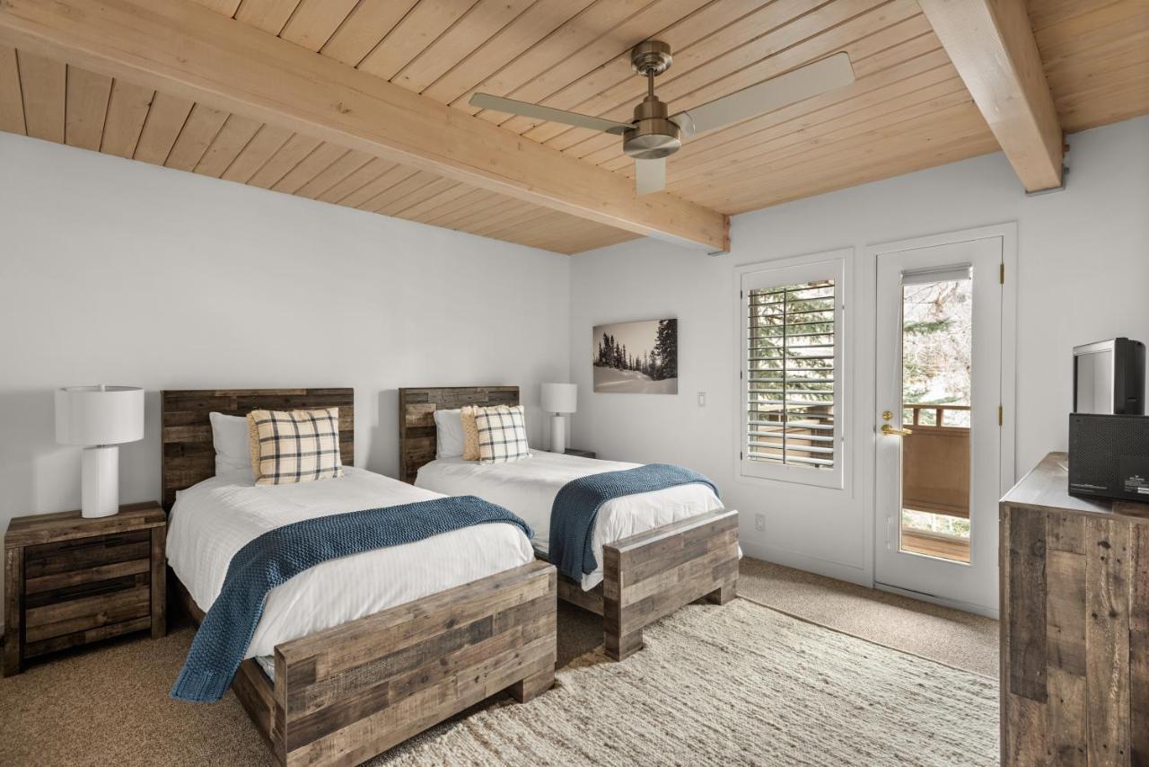 Standard 2 Bedroom Alps #407 Aspen