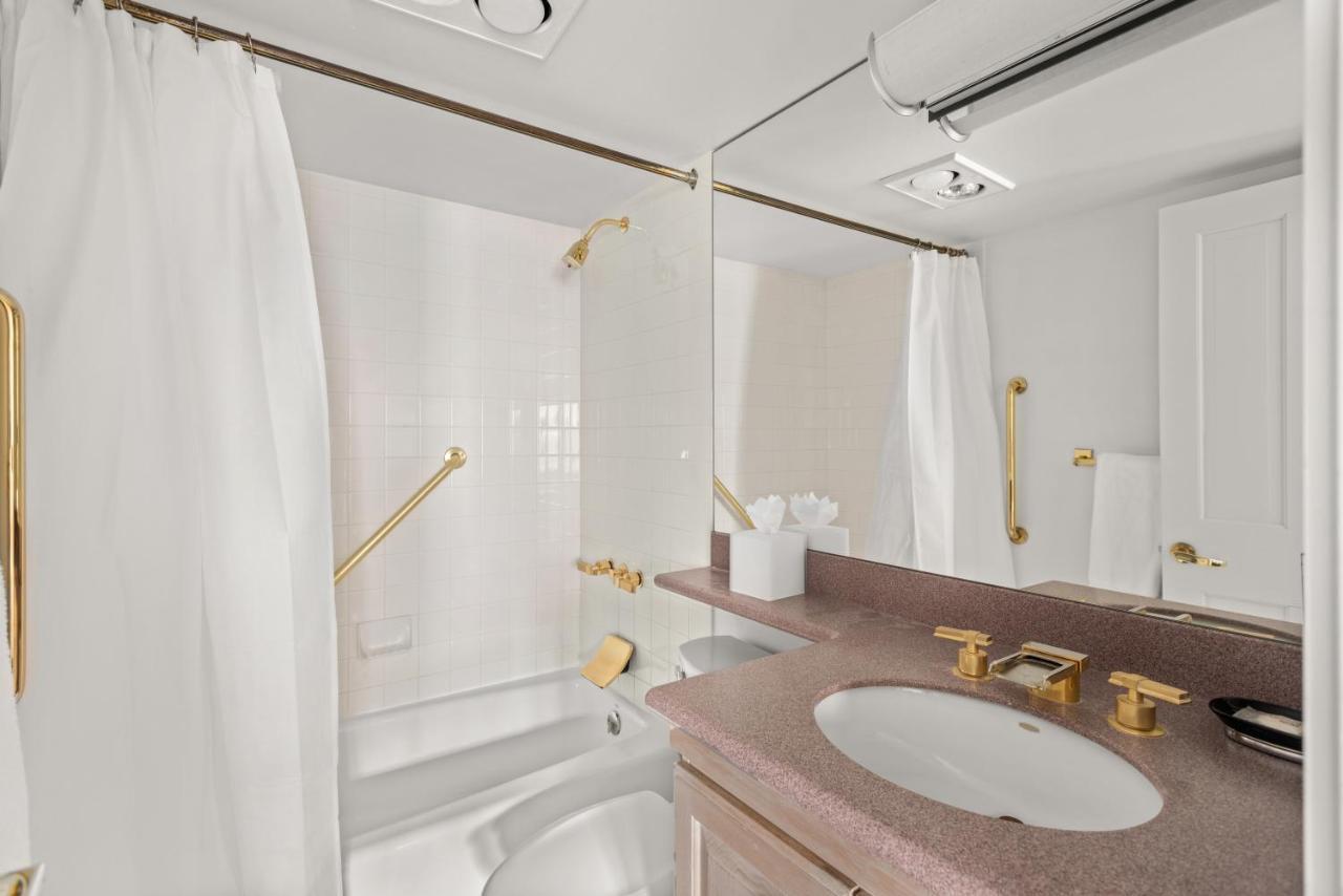 Standard 2 Bedroom Alps #407 * Aspen
