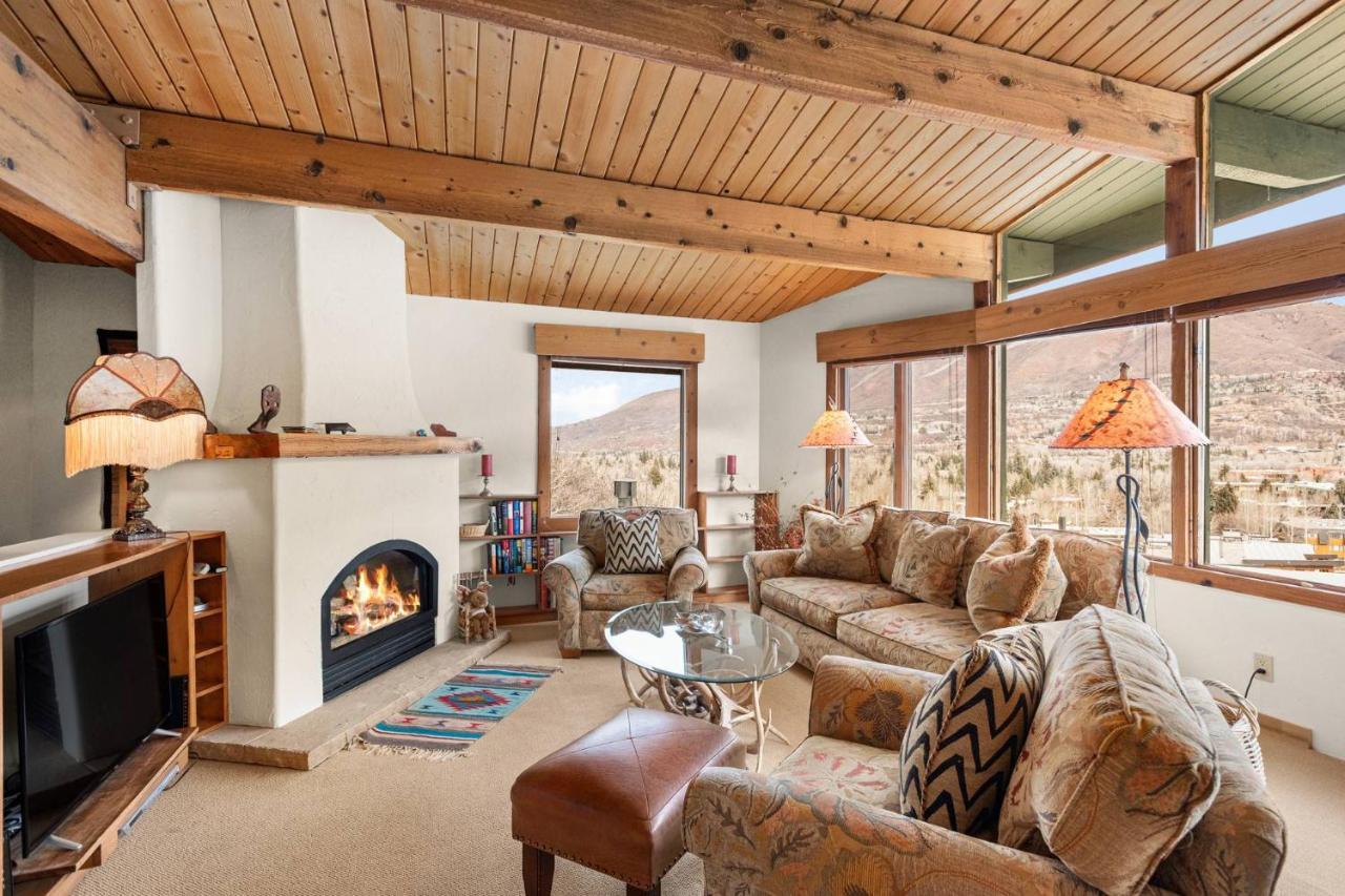 Shadow Mountain 10 Holiday home