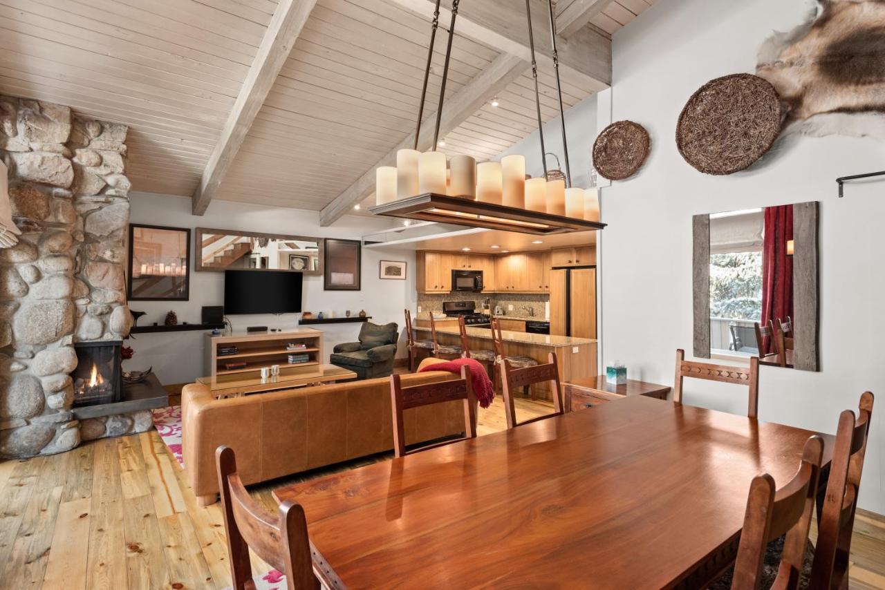 Standard Two Bedroom Alps #210 * Aspen