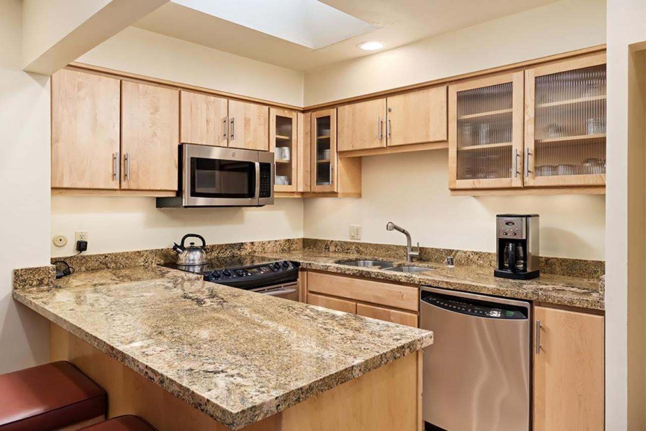 Fasching Haus Unit 303, Sunny Floor Condo, 2 Private Decks, 2 Blocks To Downtown * Aspen