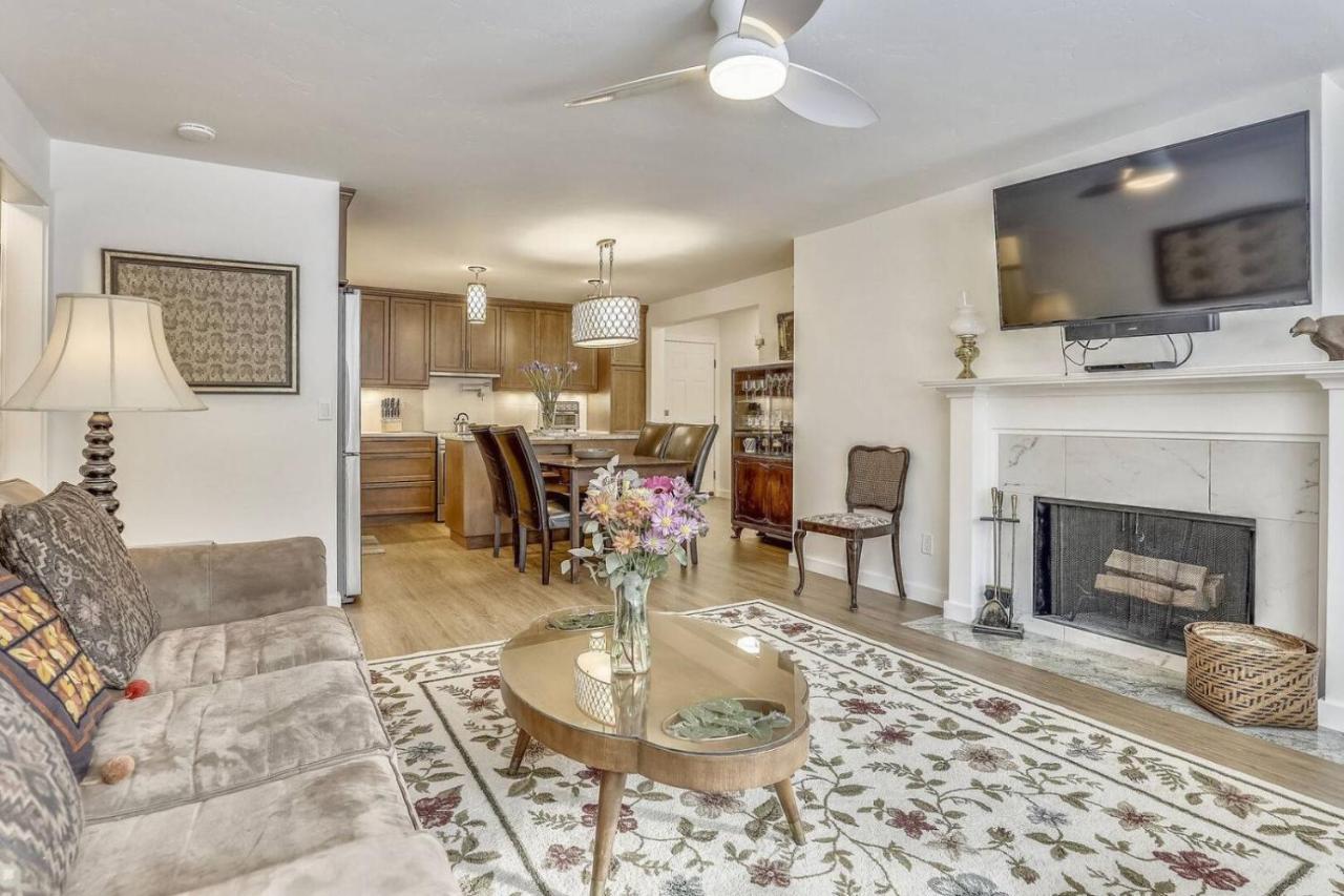 Premier Gondola Condo: Downtown Luxury Steps From Slopes Apartment Aspen