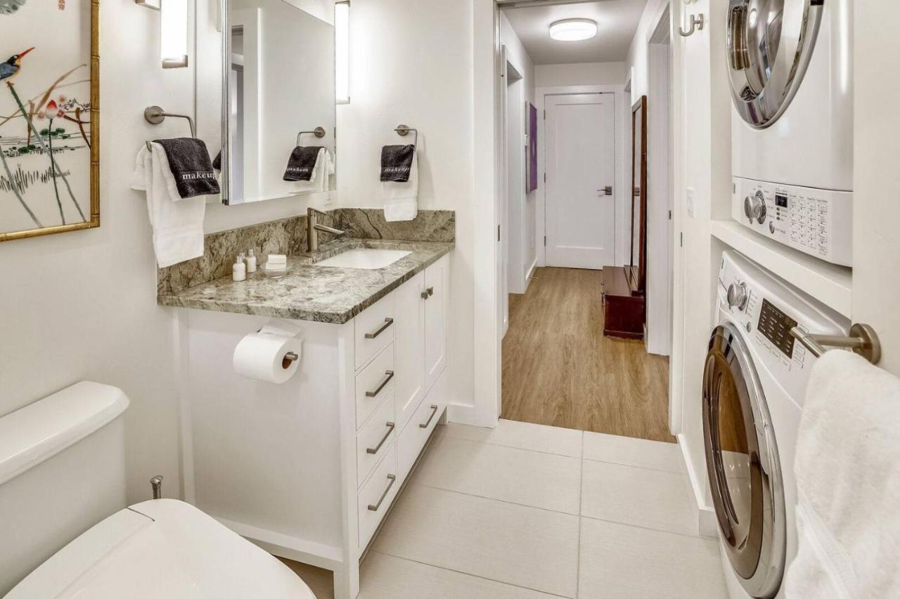 Apartment Premier Gondola Condo: Downtown Luxury Steps From Slopes *