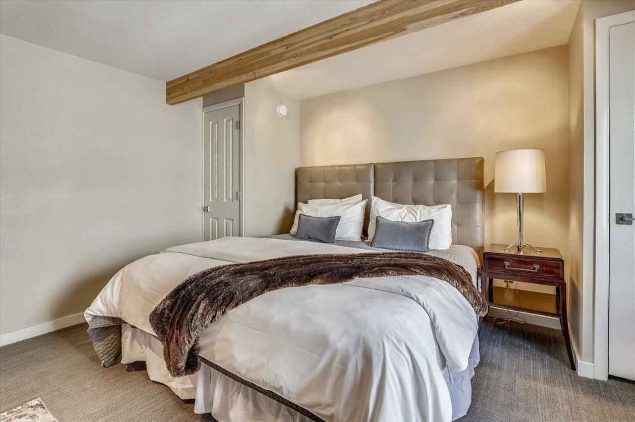 Downtown 2 Bedroom Apartment *