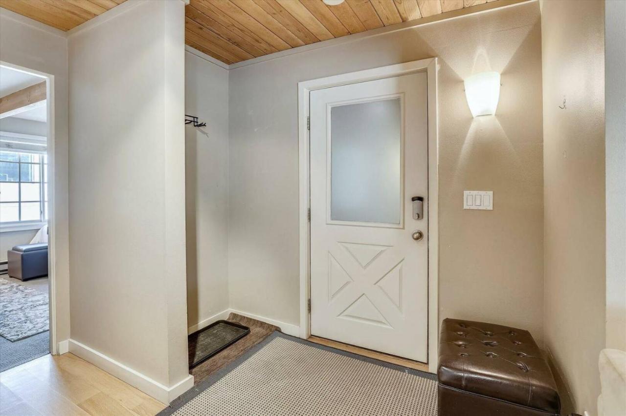 Apartment Downtown 2 Bedroom Aspen