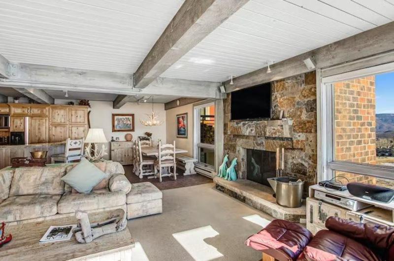 In, Out 3 Bedroom With Mountain Views, Heated Pool, And Hot Tub Access Apartment *