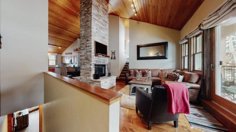 2 Bedroom In, Out Luxury Located On Fanny Hill In The Heart Of Snowmass Village * Aspen