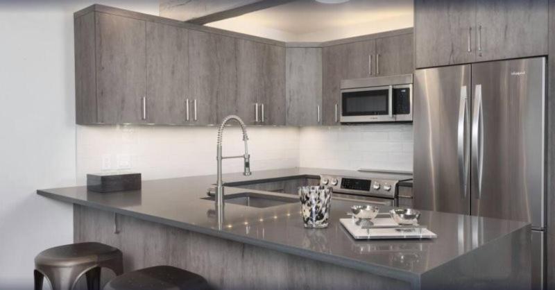 Contemporary 3 Bedroom In, Out With Pool And Hot Tub In Snowmass Village Aspen